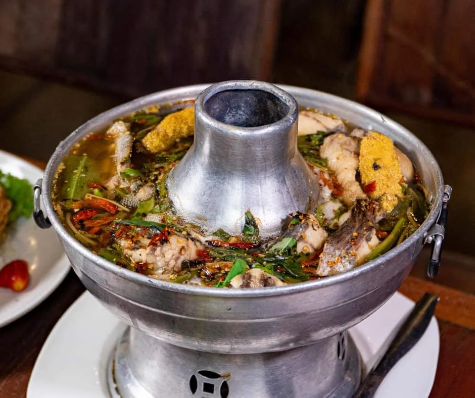 อาหารยอดนิยม คลอง 5 ที่ร้าน ครัวจิตรา Garden House