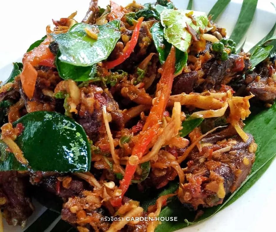 อาหารยอดนิยม คลอง 5 ที่ร้าน ครัวจิตรา Garden House